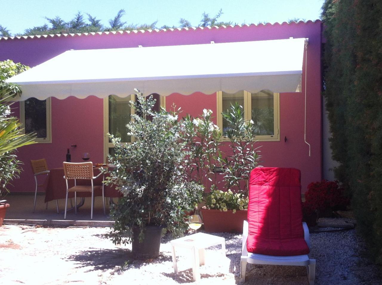 Casa Vacanze Surriano Шакка Екстер'єр фото
