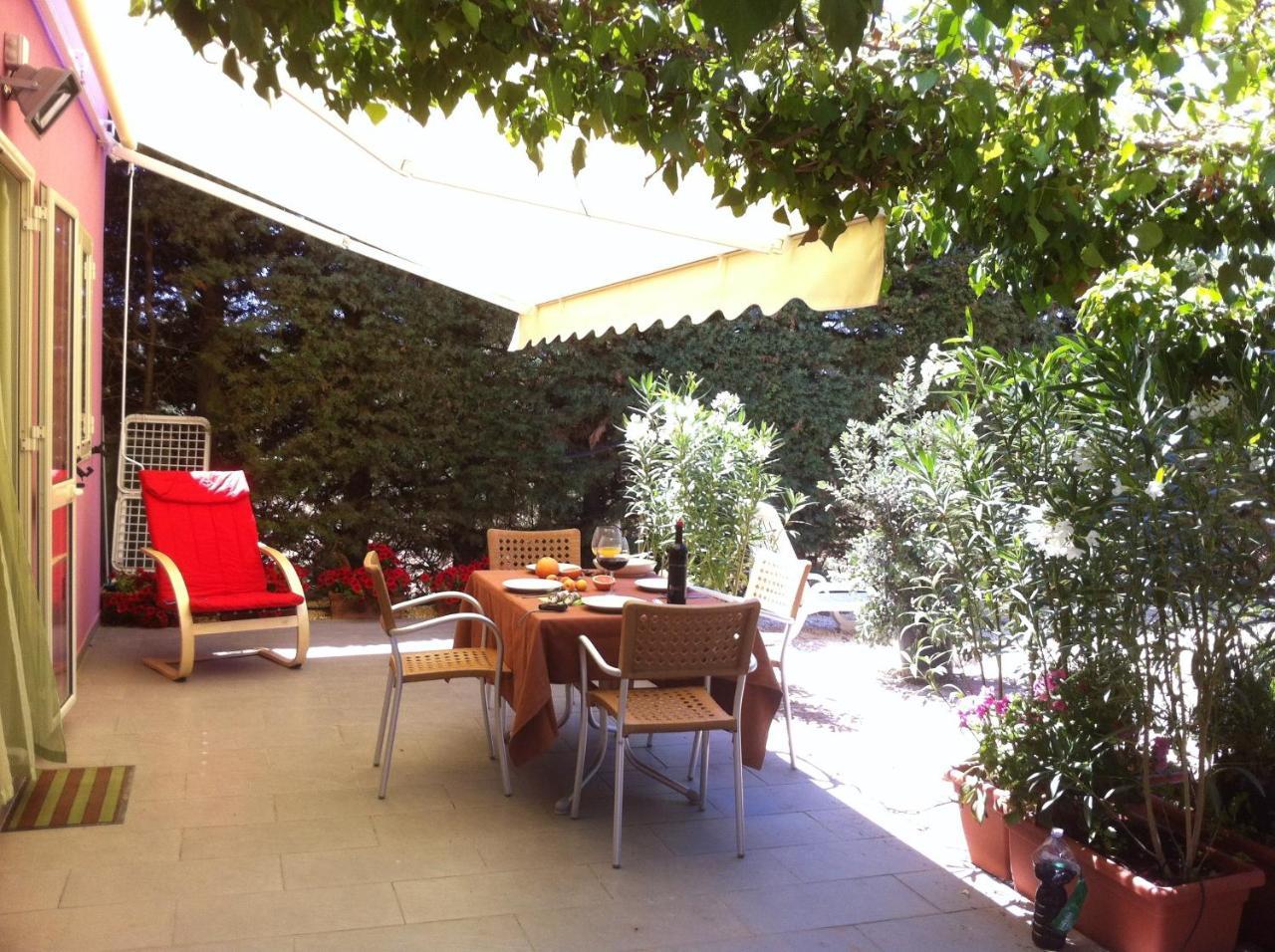 Casa Vacanze Surriano Шакка Екстер'єр фото